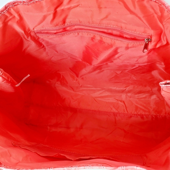 Women Large Pink Croccodile Print Tote - Picture 8 of 11